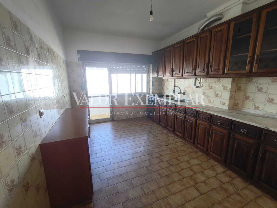 Apartamento T2 para Venda em Seixal, Arrentela e Aldeia de Paio Pires Foto 4