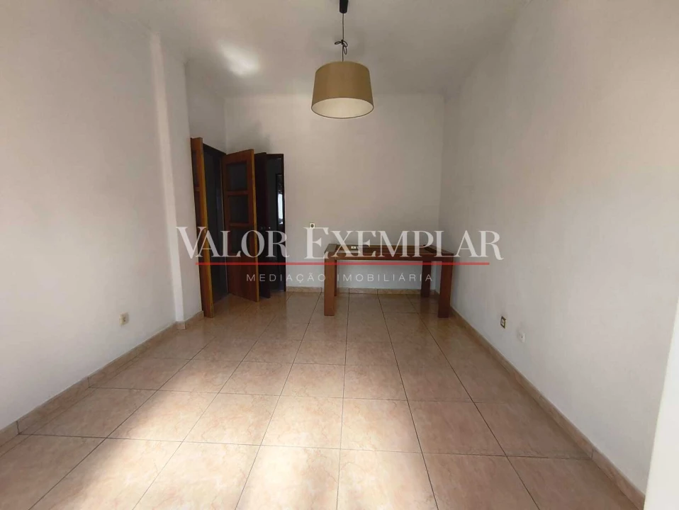 Apartamento T2 para Venda em Seixal, Arrentela e Aldeia de Paio Pires Foto 6