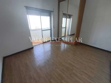 Apartamento T2 para Venda em Seixal, Arrentela e Aldeia de Paio Pires