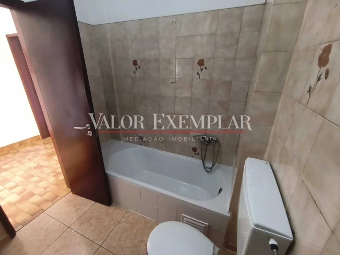 Apartamento T2 para Venda em Seixal, Arrentela e Aldeia de Paio Pires Foto 17