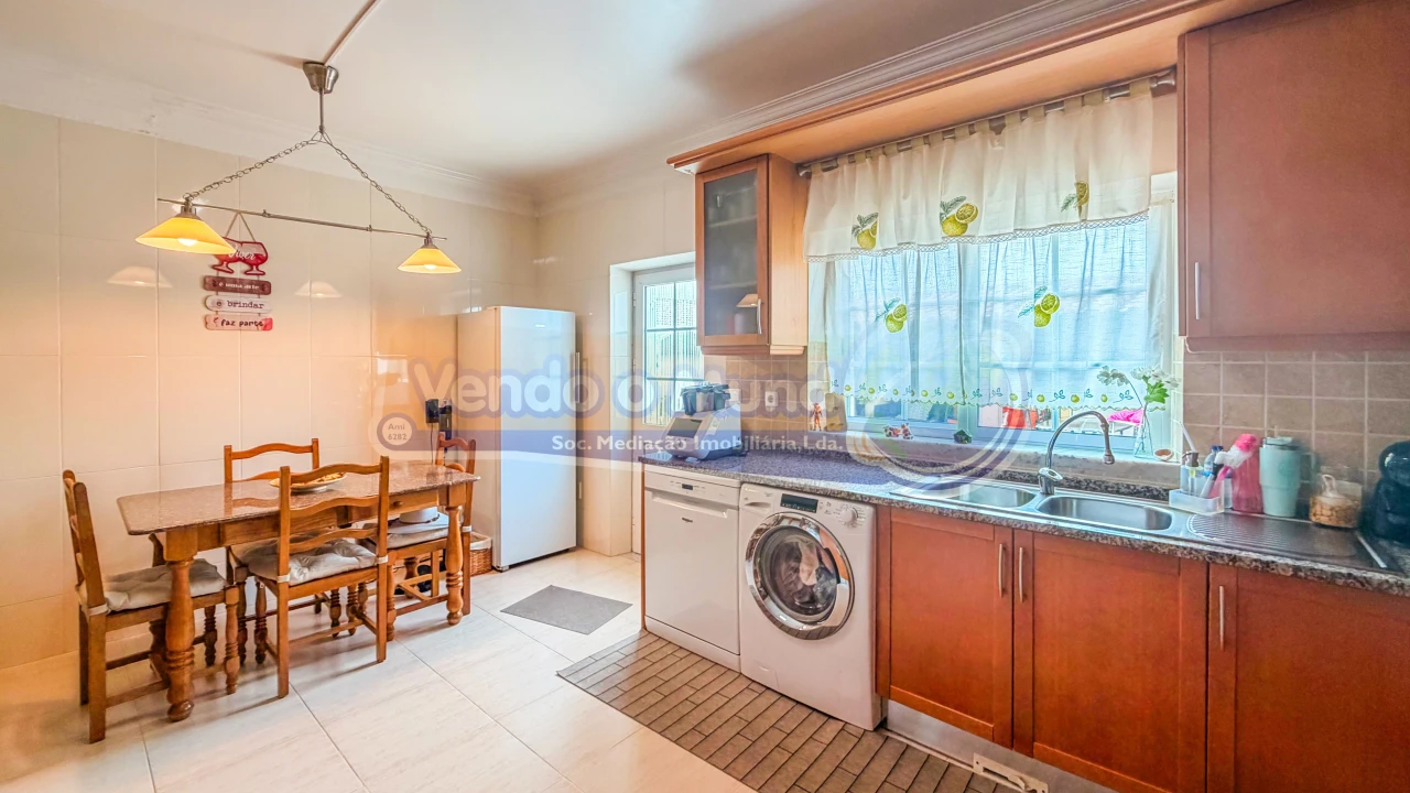 Moradia T3 para Venda em Samora Correia Foto 8