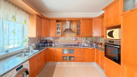 Moradia T3 para Venda em Samora Correia