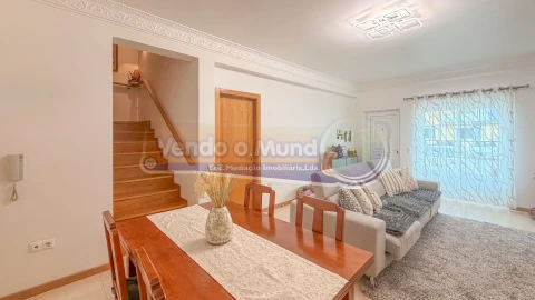 Moradia T3 para Venda em Samora Correia
