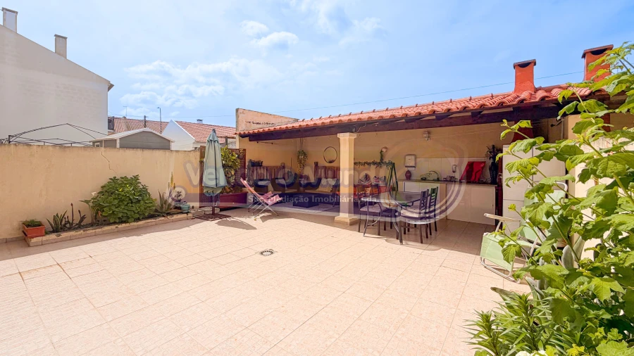 Moradia T3 para Venda em Samora Correia Foto 2