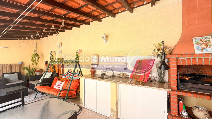 Moradia T3 para Venda em Samora Correia Foto 3