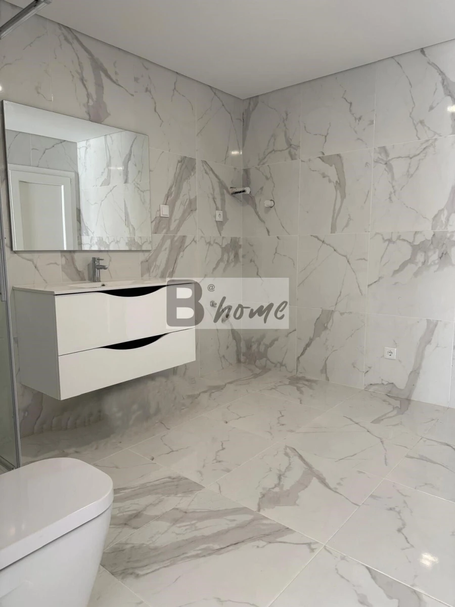 Moradia T3 para Venda em Fernao Ferro Foto 20