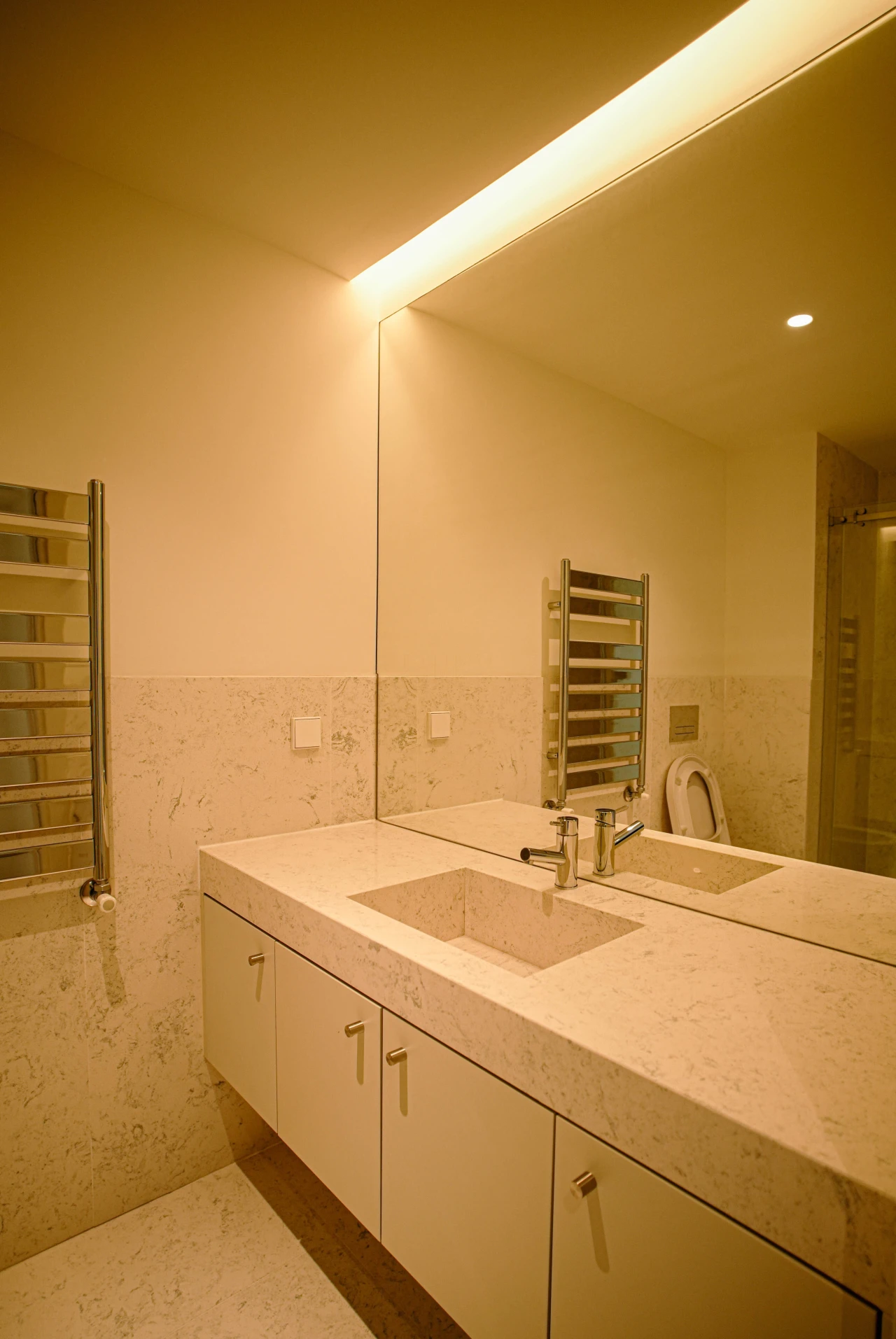 Apartamento T3 para Venda em Parque das Nações Foto 11