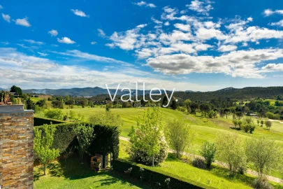 Moradia T5 para Venda em Água Longa