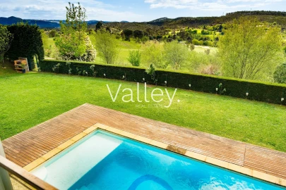 Moradia T5 para Venda em Água Longa