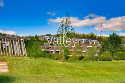 Moradia T5 para Venda em Água Longa