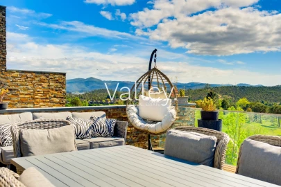 Moradia T5 para Venda em Água Longa