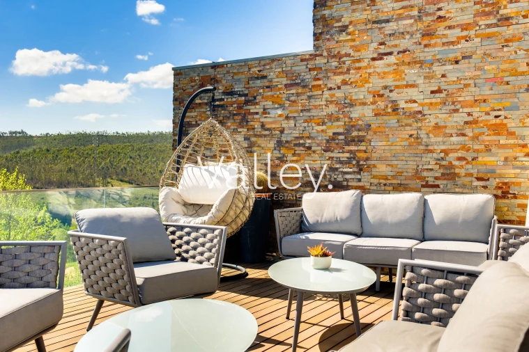 Moradia T5 para Venda em Água Longa Foto 9