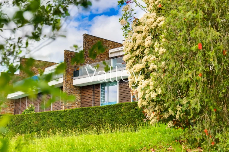 Moradia T5 para Venda em Água Longa Foto 14