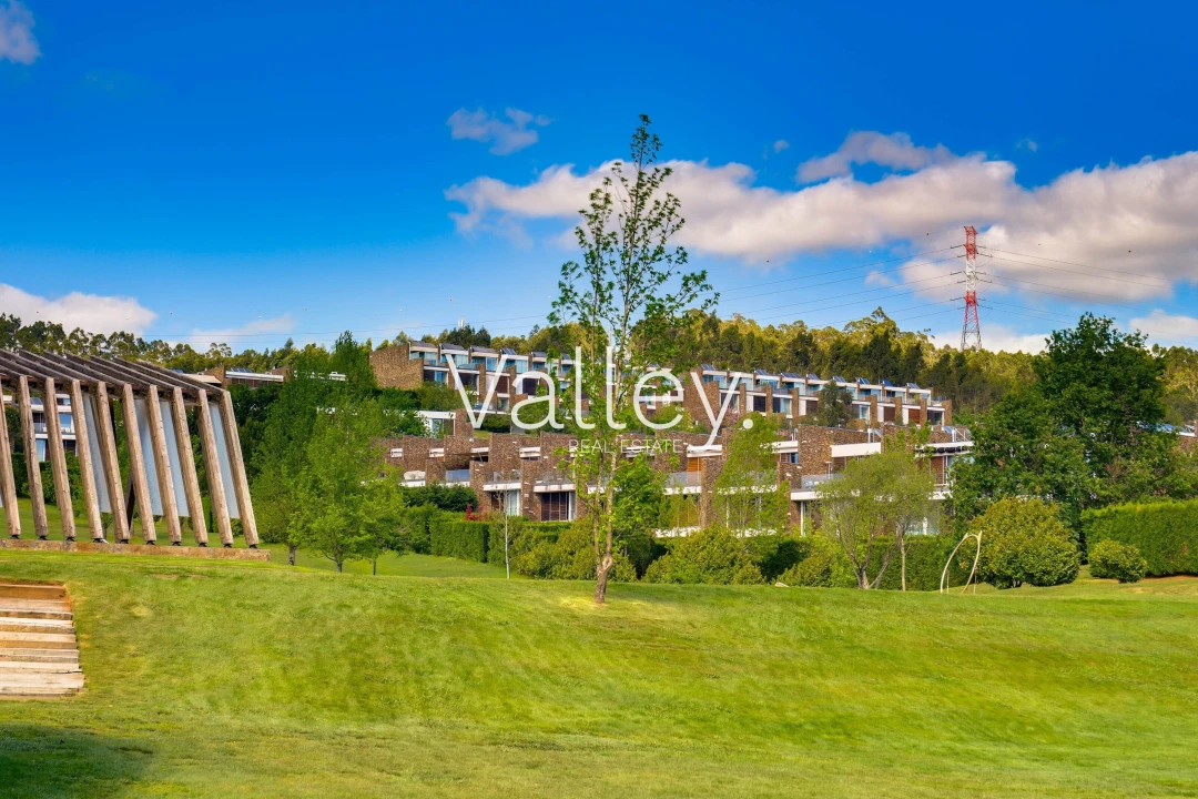 Moradia T5 para Venda em Água Longa Foto 17