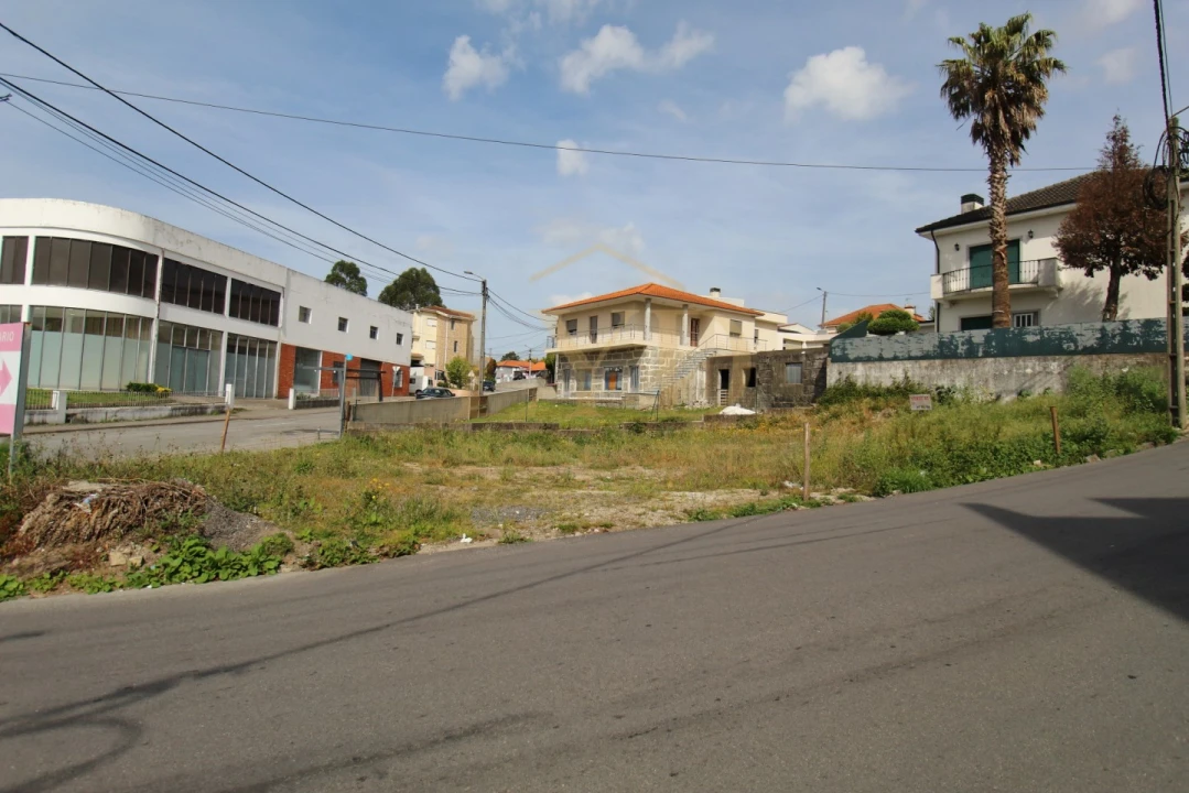 Terreno para Venda em Vilela Foto 1