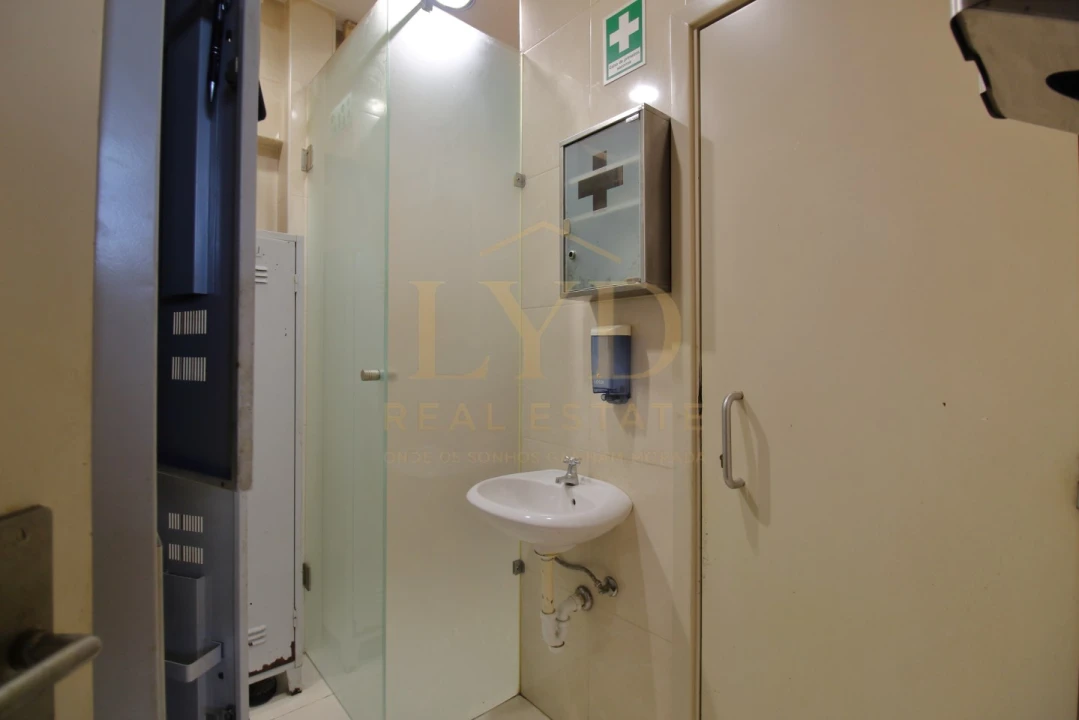 Negócio para Cedência de Quotas em Penafiel Foto 16