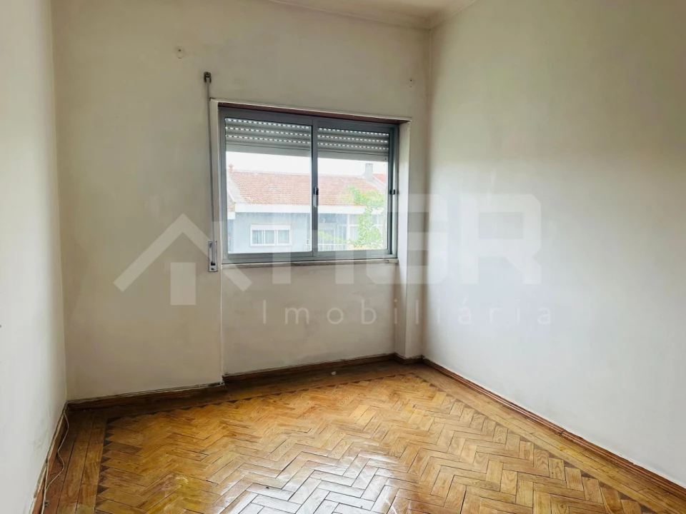 Apartamento T2 para Venda em Barreiro e Lavradio Foto 14