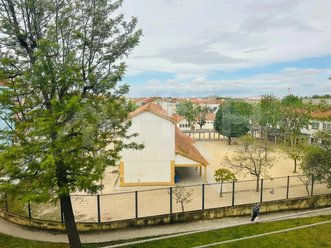 Apartamento T2 para Venda em Barreiro e Lavradio Foto 8