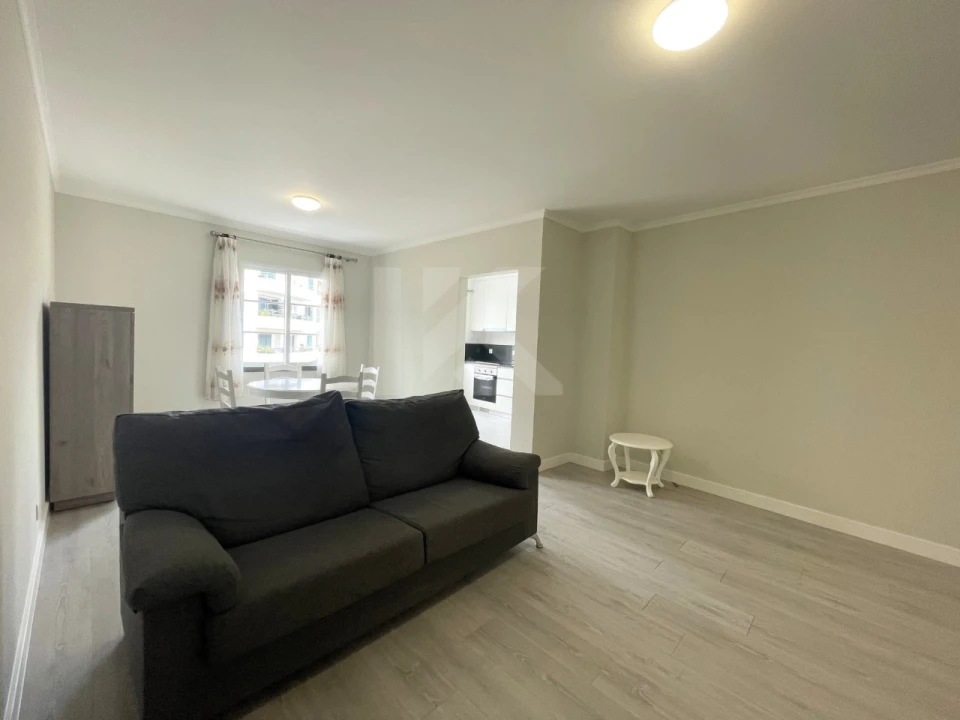 Apartamento T1 para Arrendamento em Funchal (São Pedro) Foto 6