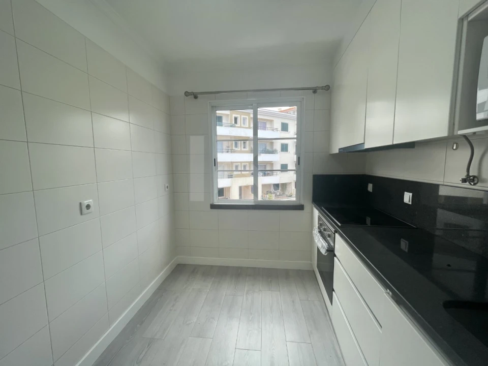 Apartamento T1 para Arrendamento em Funchal (São Pedro) Foto 10