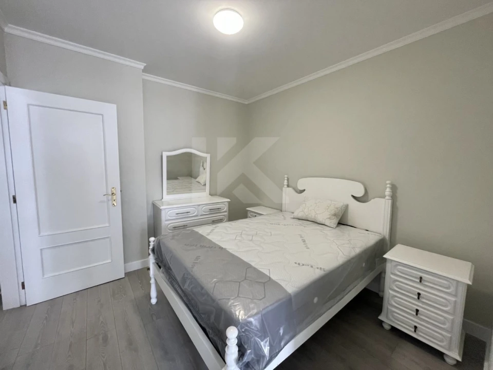 Apartamento T1 para Arrendamento em Funchal (São Pedro) Foto 1