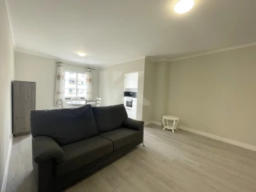 Apartamento T1 para Arrendamento em Funchal (São Pedro)