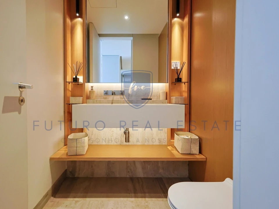 Apartamento T2 para Venda em São Martinho Foto 58