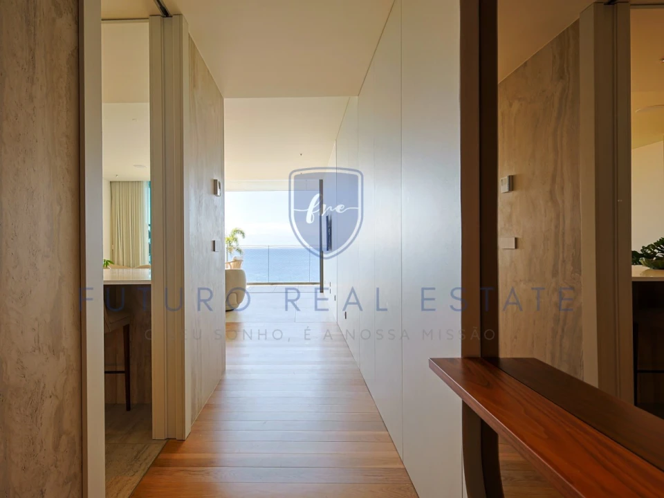 Apartamento T2 para Venda em São Martinho Foto 3