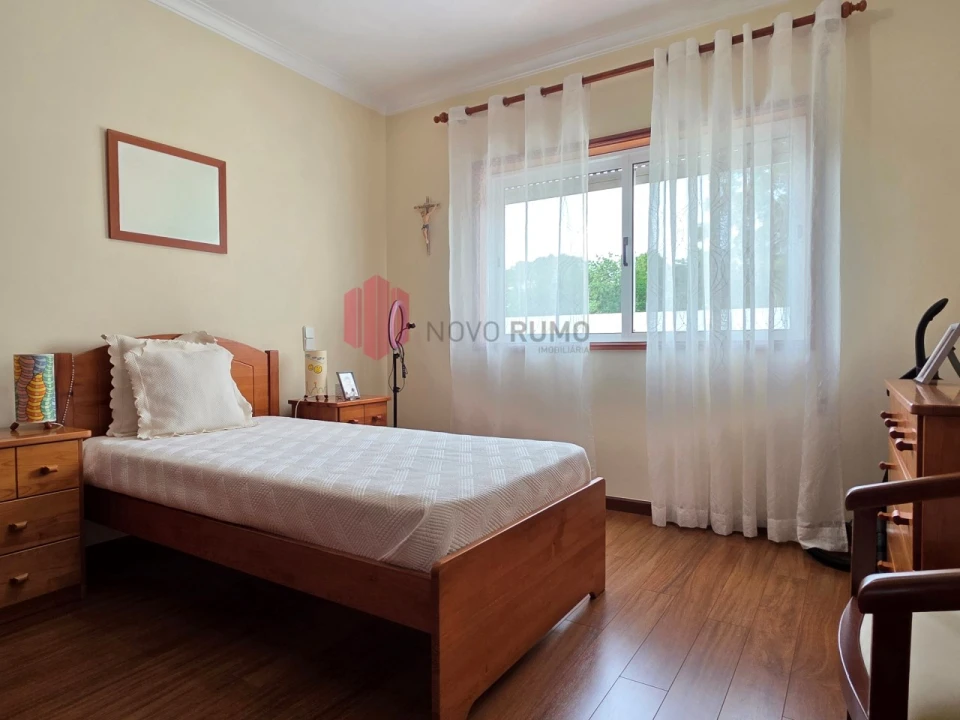 Moradia T4 para Venda em Vila Nova da Telha Foto 19