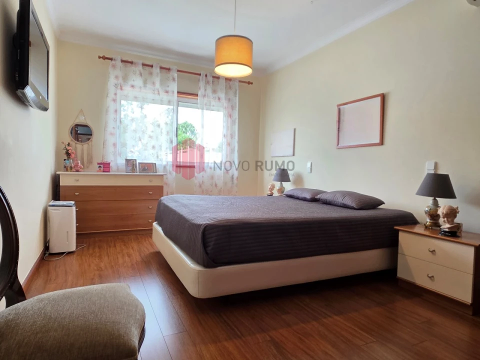 Moradia T4 para Venda em Vila Nova da Telha Foto 21