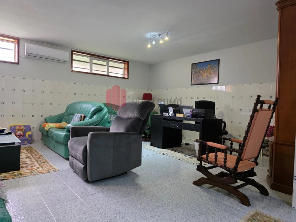 Moradia T4 para Venda em Vila Nova da Telha Foto 36