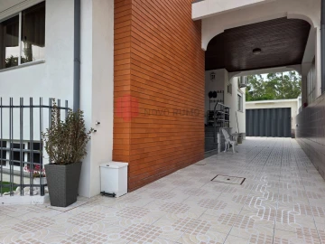 Moradia T4 para Venda em Vila Nova da Telha