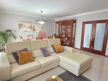 Moradia T4 para Venda em Vila Nova da Telha