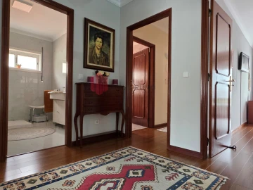 Moradia T4 para Venda em Vila Nova da Telha