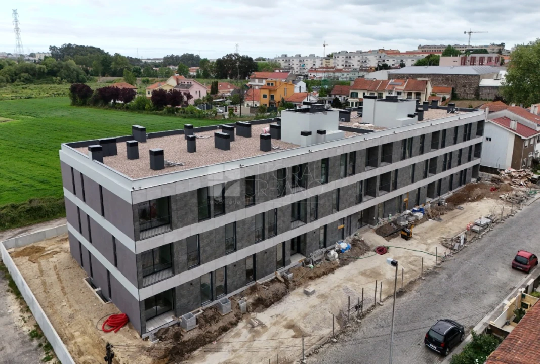 Apartamento T1 para Venda em São Mamede de Infesta e Senhora da Hora Foto 2