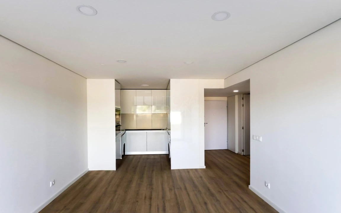 Apartamento T1 para Venda em São Mamede de Infesta e Senhora da Hora Foto 6