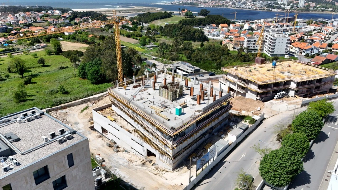 Apartamento T1 para Venda em Canidelo Foto 6