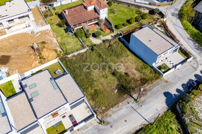 Moradia T3 para Venda em Vila Verde e Barbudo