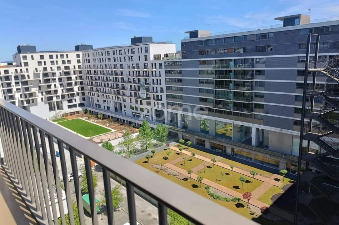 Apartamento T1 para Venda em Campanhã Foto 15