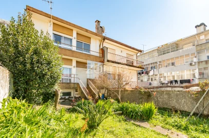 Moradia T4 para Venda em Gulpilhares e Valadares