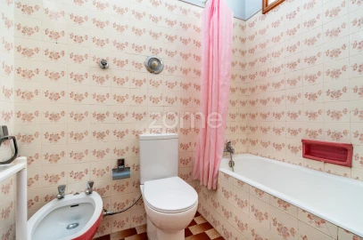 Moradia T4 para Venda em Gulpilhares e Valadares