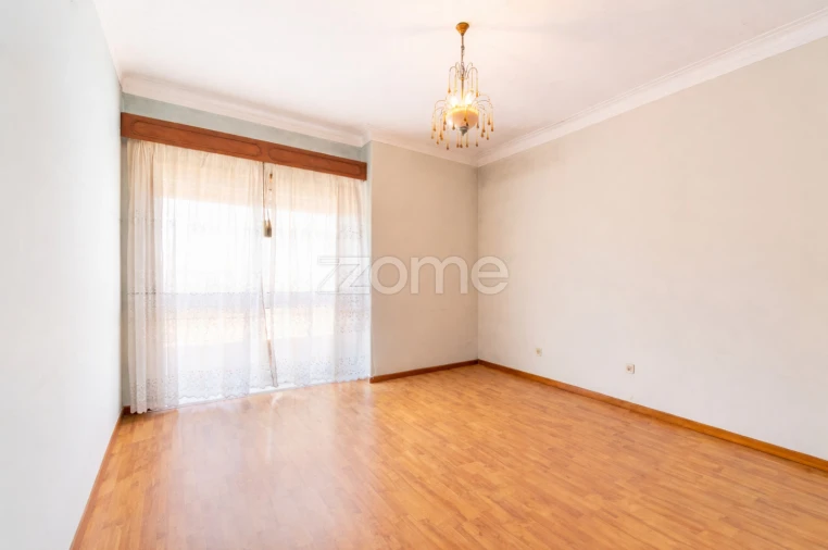 Moradia T4 para Venda em Gulpilhares e Valadares Foto 35