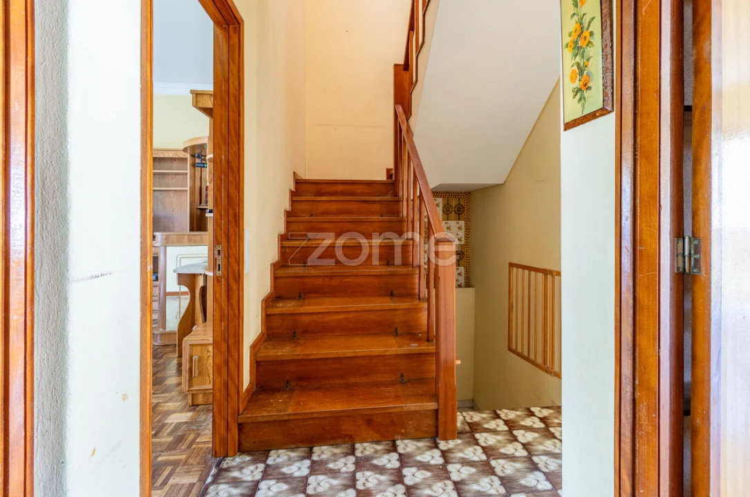 Moradia T4 para Venda em Gulpilhares e Valadares Foto 22