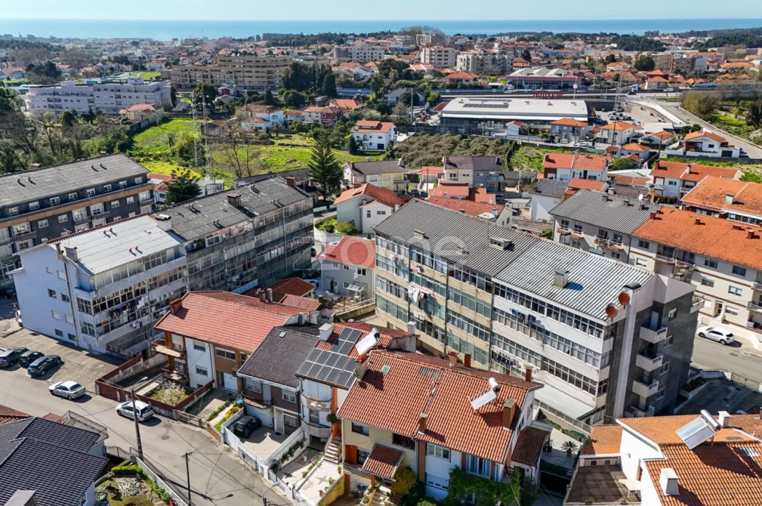 Moradia T4 para Venda em Gulpilhares e Valadares Foto 49