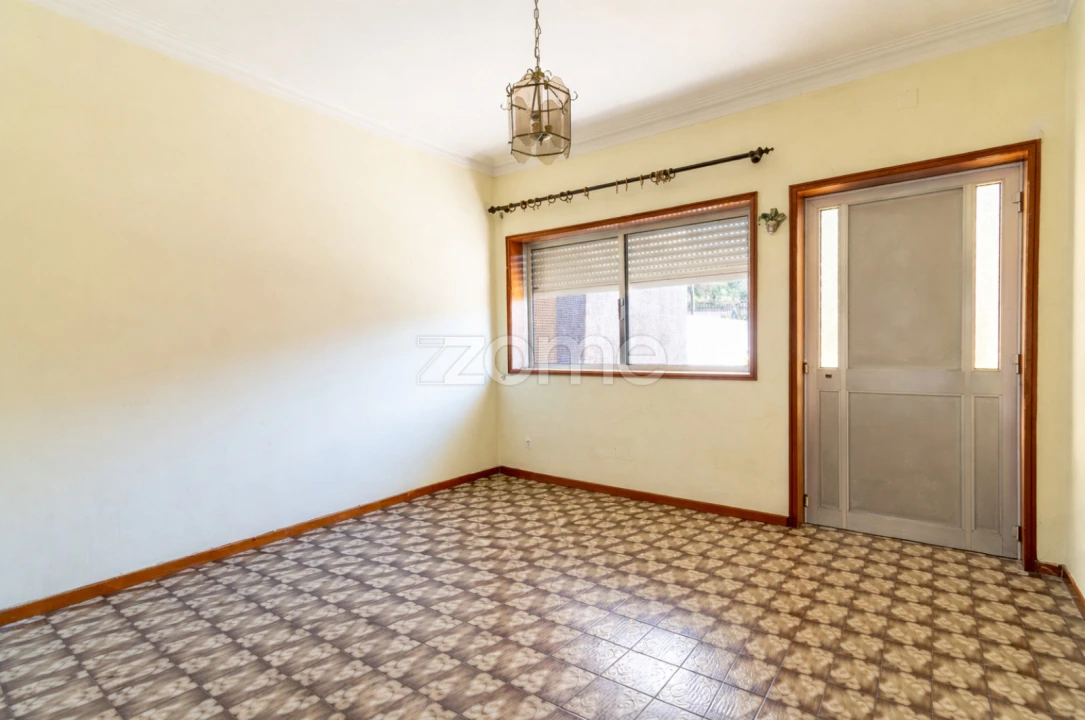 Moradia T4 para Venda em Gulpilhares e Valadares Foto 5