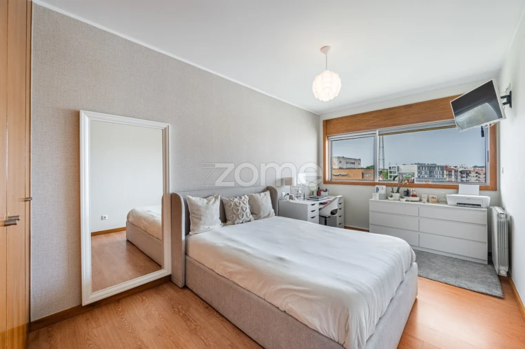 Apartamento T2 para Venda em Cidade da Maia Foto 19