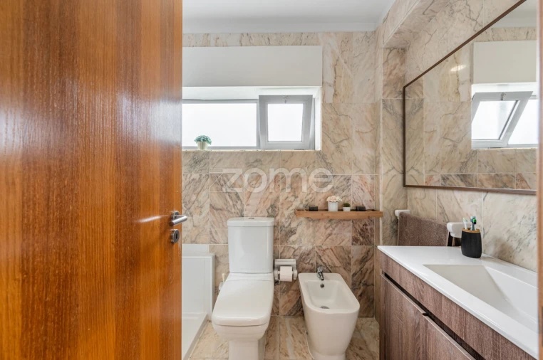 Apartamento T2 para Venda em Cidade da Maia Foto 22