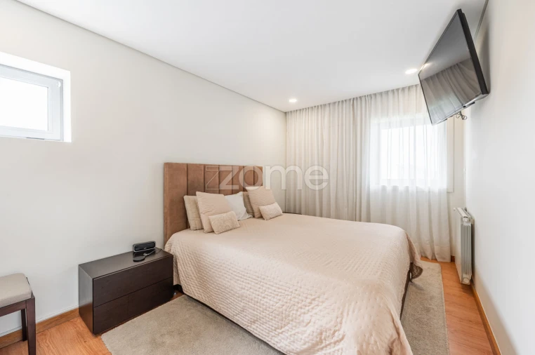 Apartamento T2 para Venda em Cidade da Maia Foto 23
