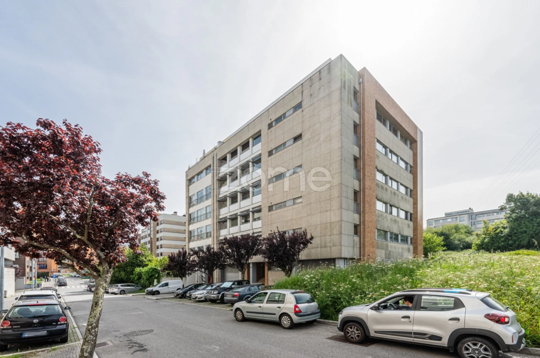 Apartamento T2 para Venda em Cidade da Maia Foto 1