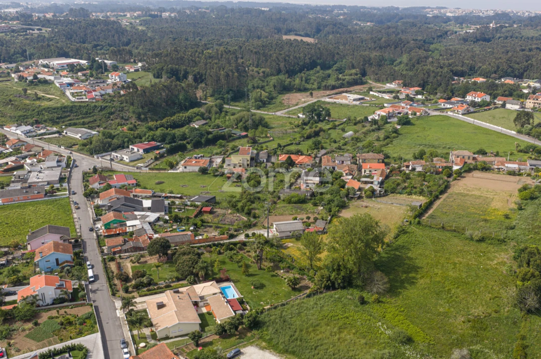 Terreno para Venda em Grijó e Sermonde Foto 8